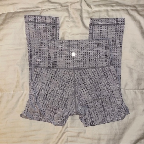 Wunder Under Crop High-rise 21” - Picture 3 of 7